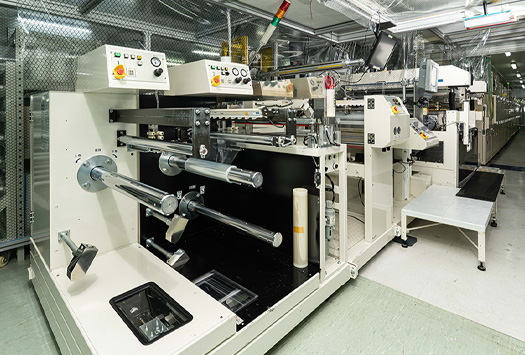 金屬網格自動化生產線 1.絕緣印刷